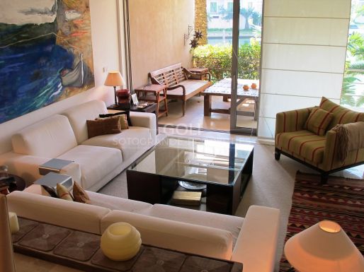 Apartment on the Marina with mooring