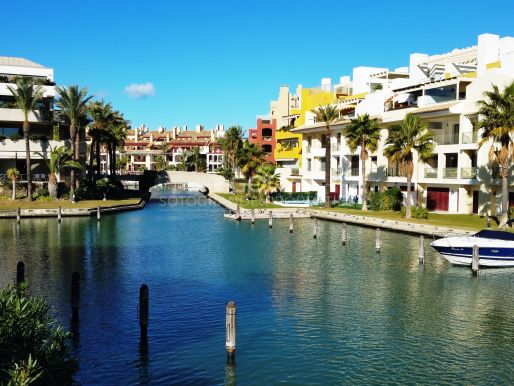 Ático dúplex con vistas al puerto deportivo de Sotogrande