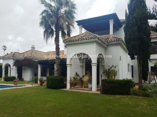 A house with character on prestigious Kings & Queens