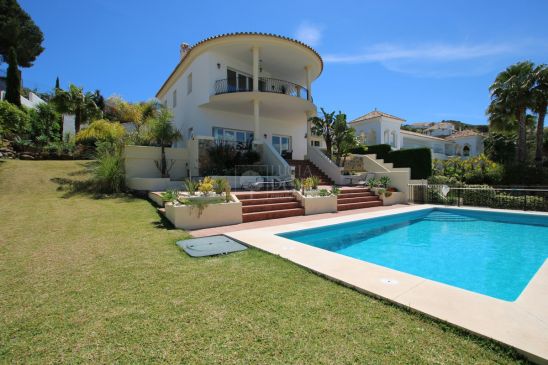 Villa for sale in Mijas Costa