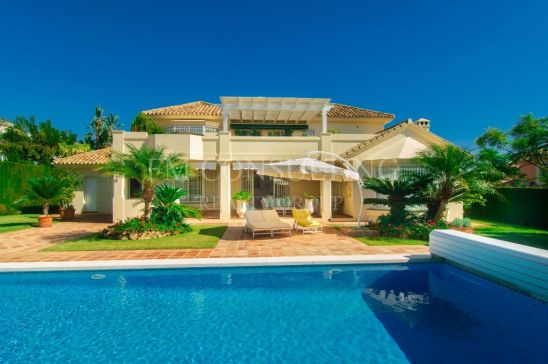 Lovely villa, 3BDS/3BTHS, Elviria, Marbella.