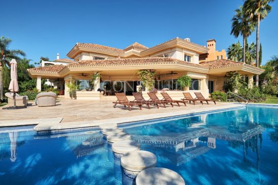 Classical style villa with panoramic views of valley to the sea