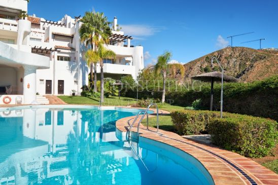 Sea Views Apartment