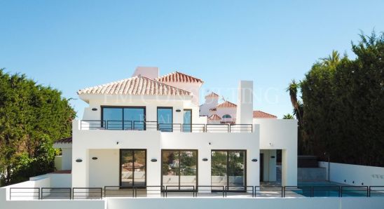 Villa de calidad totalmente renovada en una ubicación única, Nueva Andalucía