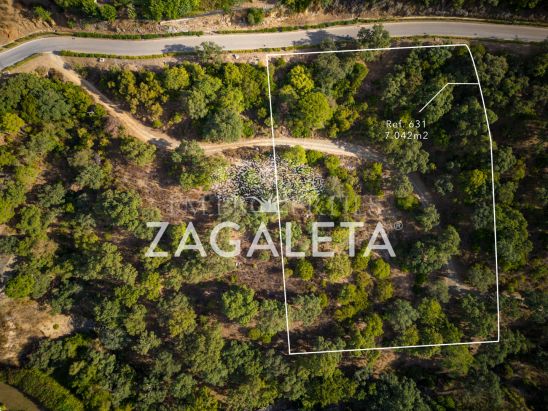 Grundstück zu verkaufen in La Zagaleta, Benahavis