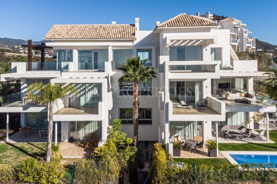 New development Apartments in Marbella Club Hills, Benahavis