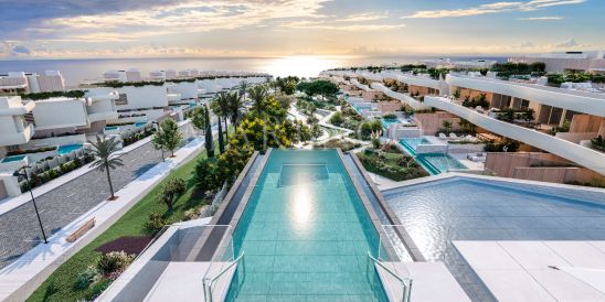 DUNIQUE MARBELLA | PENTHÄUSER, WOHNUNGEN UND REIHENVILLEN IN LAS CHAPAS