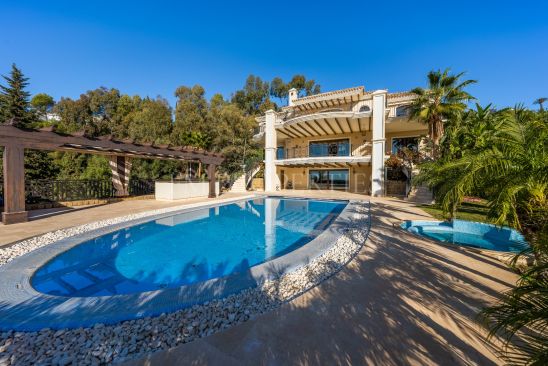 Villa Melana, Impresionante Villa situada en los Altos de Los Monteros, Marbella Este