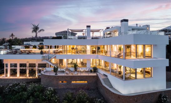 Casa Cielo, Villa con vistas al mar en La Quinta Golf Resort, Marbella