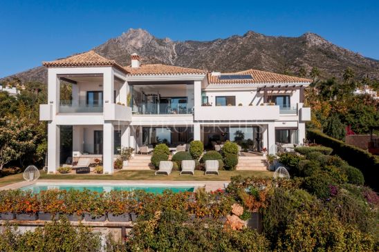 Mozart 28, Villa with Panoramic Sea Views situated in Sierra Blanca, Marbella
