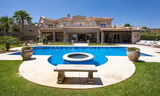Villa Zanalita, Impresionante Villa de Lujo situada en Nueva Andalucia, Marbella