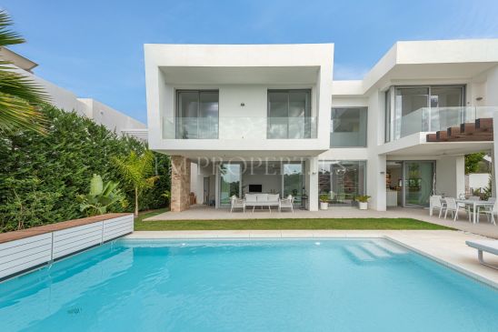 Villa Icon 20 Situated in Santa Clara Golf With Sea Views , Marbella East