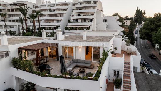 Jardines PH, Penthouse located in Nueva Andalucia, Marbella