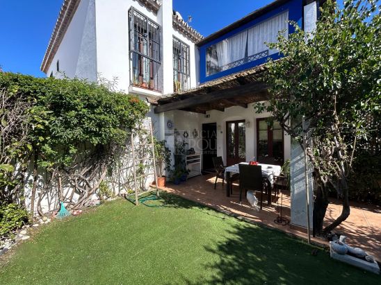 Ground Floor Apartment for sale in New Golden Mile, Estepona East, Estepona