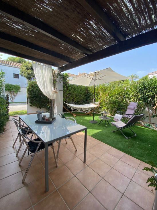 Ground Floor Apartment for sale in New Golden Mile, Estepona East, Estepona