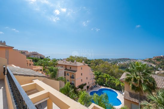 Atico Duplex en venta en Nueva Andalucia, Marbella