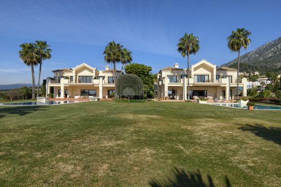 Villa for sale in Marbella Golden Mile, Marbella