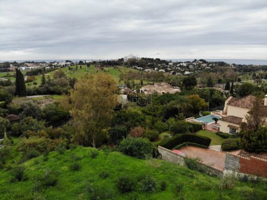 Plot for sale in New Golden Mile, Estepona