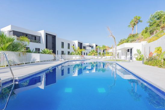 Ground Floor Apartment for sale in Nueva Andalucia, Marbella