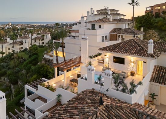 Penthouse for sale in Nueva Andalucia, Marbella