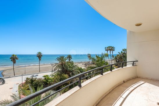 Apartment for sale in Estepona Town, Estepona