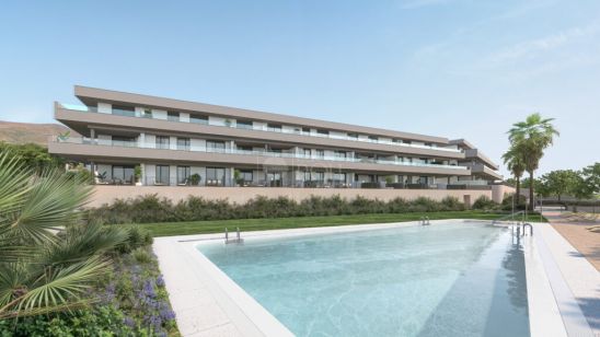 Apartamentos de dos dormitorios en primera línea de golf en Estepona