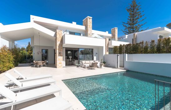 Villa for sale in San Pedro de Alcantara
