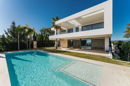 Villa for sale in Marbella Golden Mile, Marbella