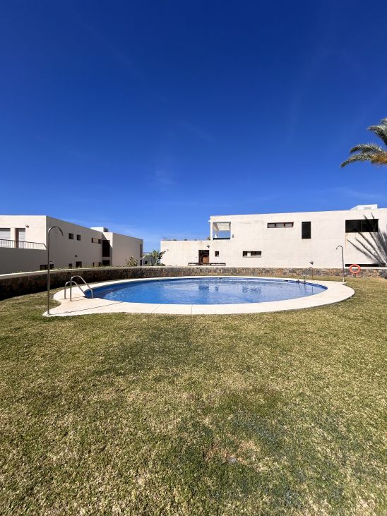 Apartamento Planta Baja en venta en Marbella Este, Marbella