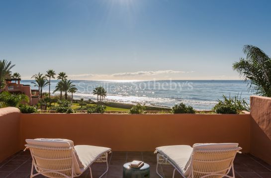 Duplex penthouse for sale on the beachfront