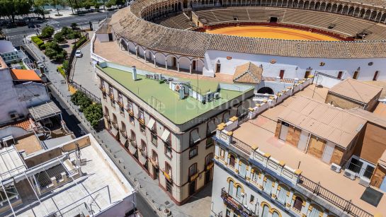 Activo de inversión en rentabilidad junto a la plaza de toros y el río Guadalquivir