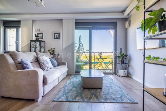Elegant Apartment with Parking, Pool, and Panoramic Views in a Private Residential Complex