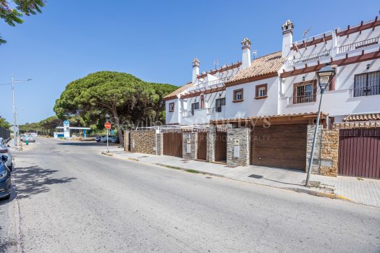 Semi-detached property in Barbate