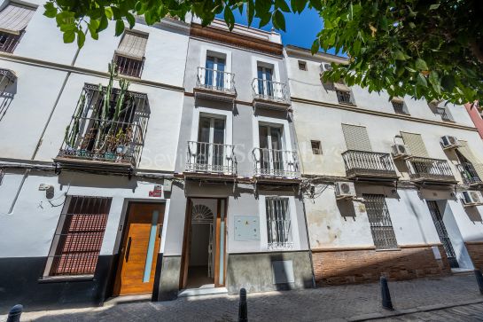Casa reformada con terraza y ascensor en el Centro Histórico de Sevilla