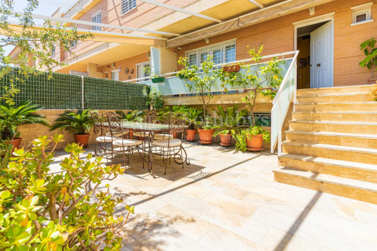Casa adosada en venta en La Florida – Vistalegre, Huelva Capital