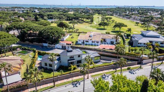 Exclusiva vivienda completamente reformada en la avenida principal de Vistahermosa