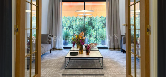 Residencia de lujo reformada en la Plaza del Museo