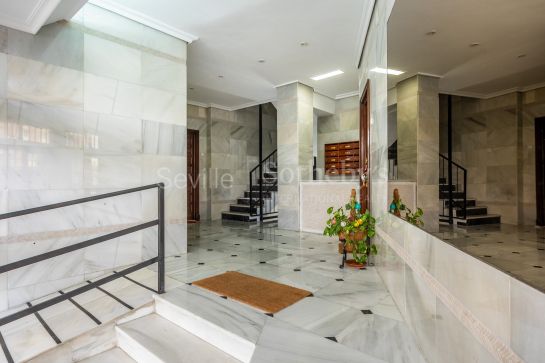 Piso en Los Remedios - Primera planta con ascensor