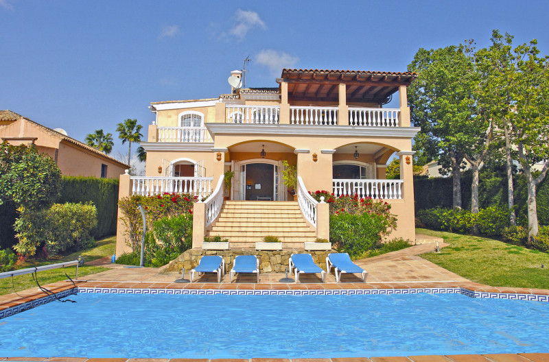 Villa in Benahavis
