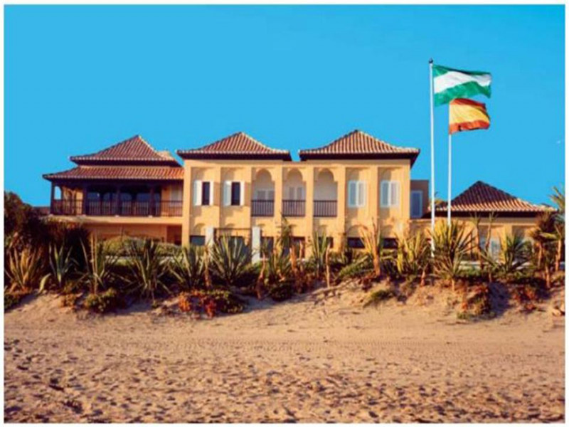 Villa in Marbella East