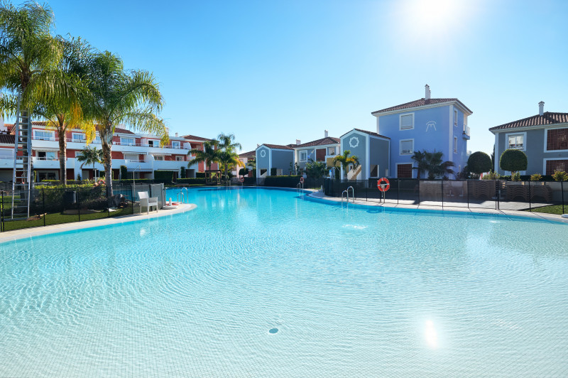 Appartement op de begane grond in Estepona