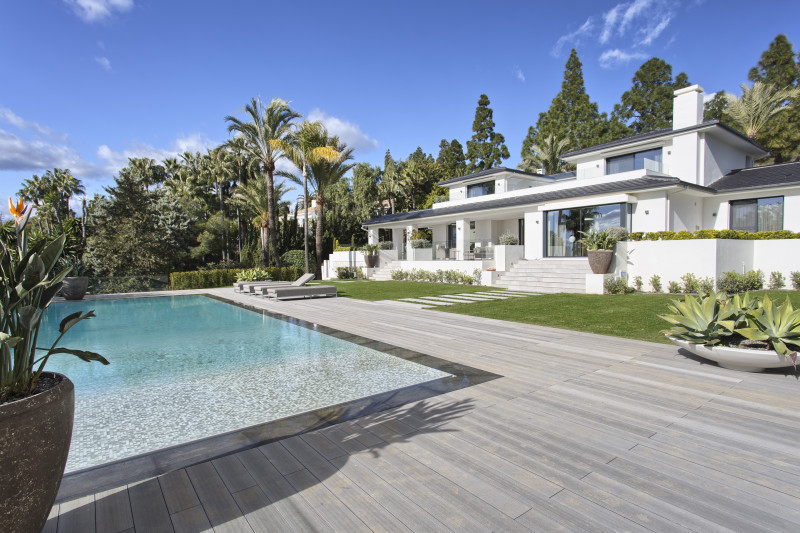 Villa in Marbella East