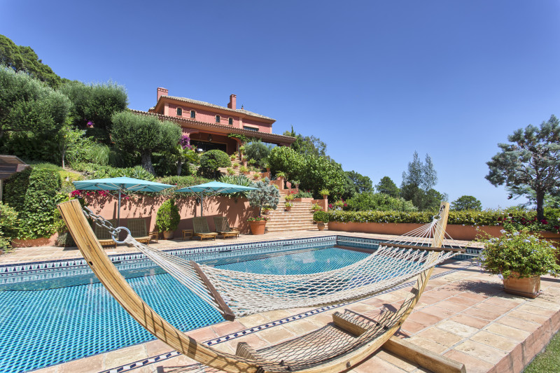 Villa in Benahavis