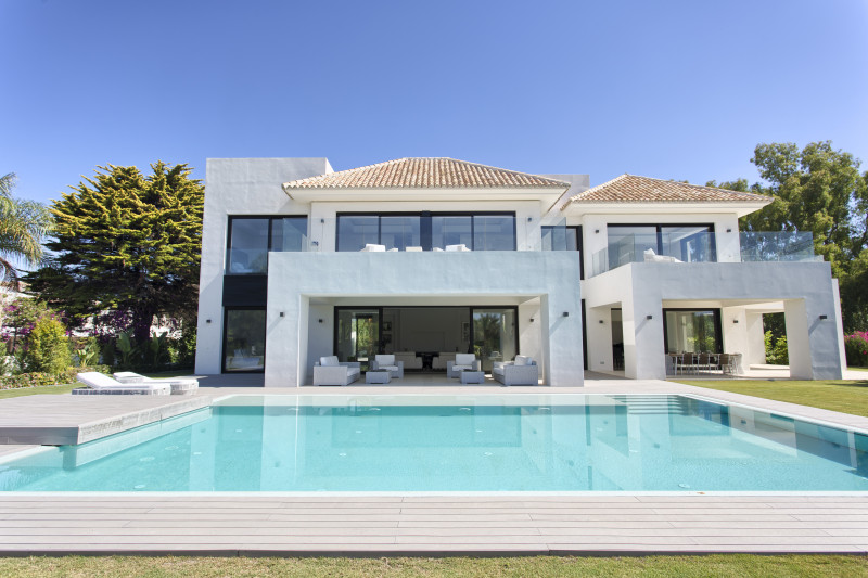 Villa in Estepona